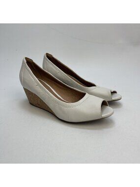 Clark's Artisan Peep Toe Comfort Wedge Size 6.5 US Shoe Boho Summer Preppy White